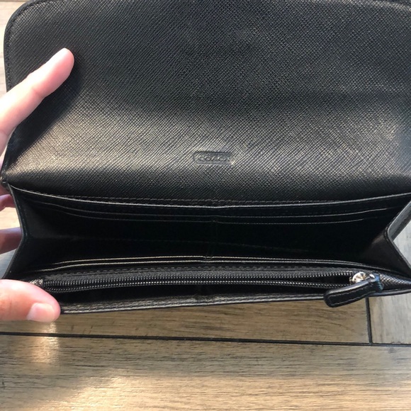 Coach black leather wallet - Picture 6 of 9